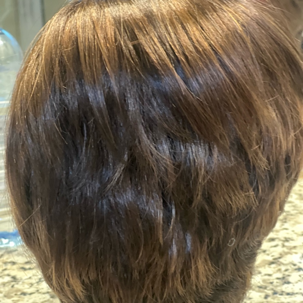 Wig - Picture 6 of 9